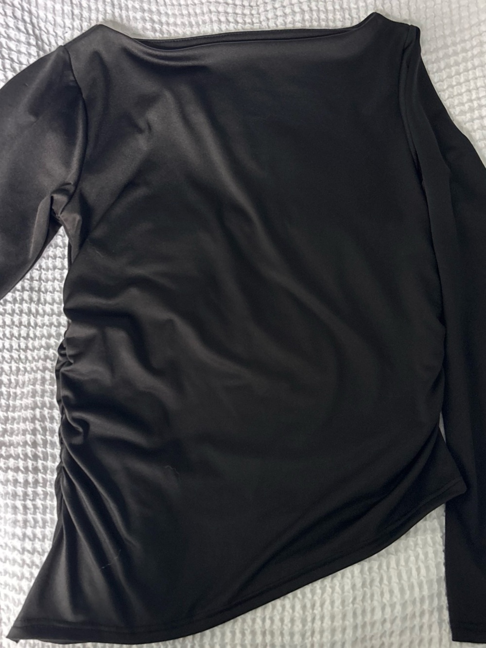 gaze Black Top with Boat Neck